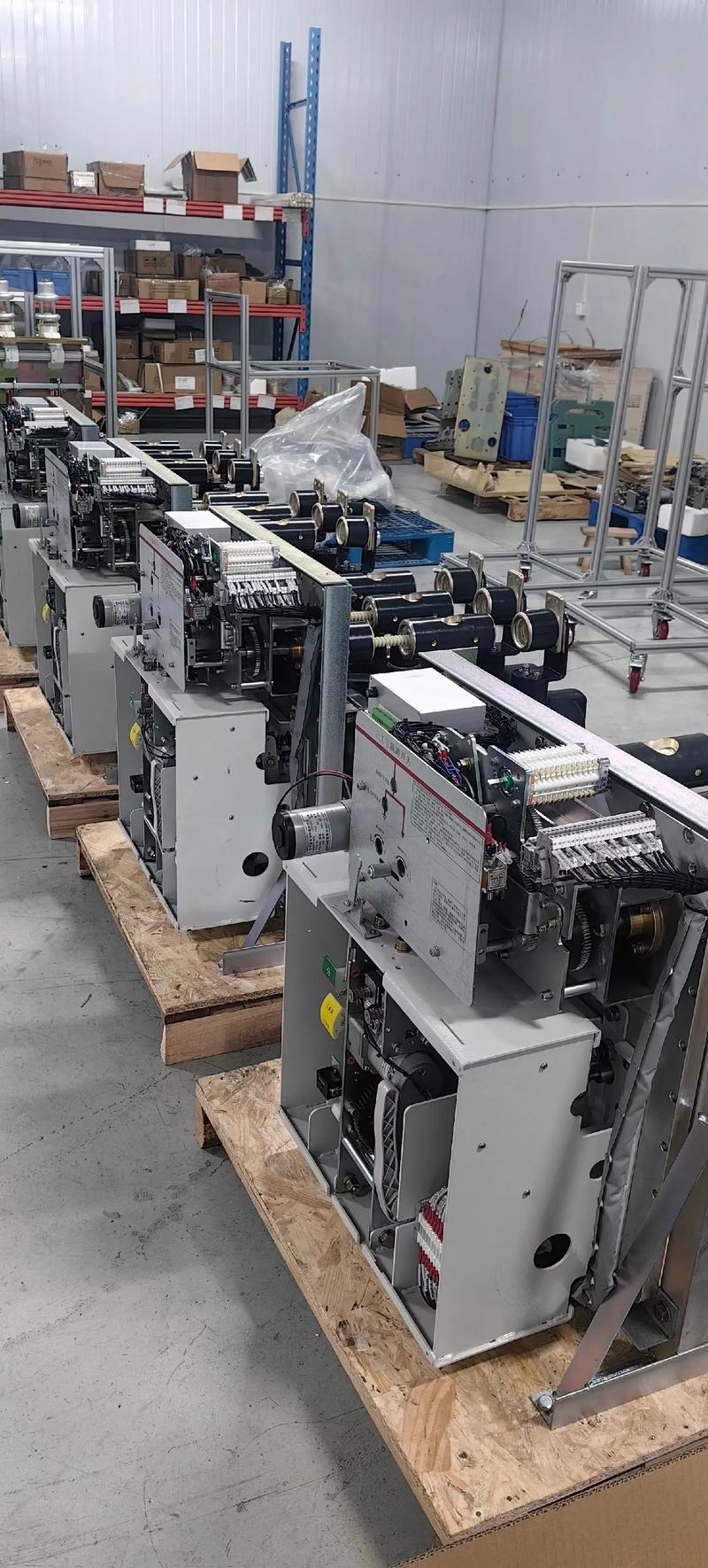 高低壓成套電氣設(shè)備 制造業(yè)的基石，電力行業(yè)的守護(hù)者